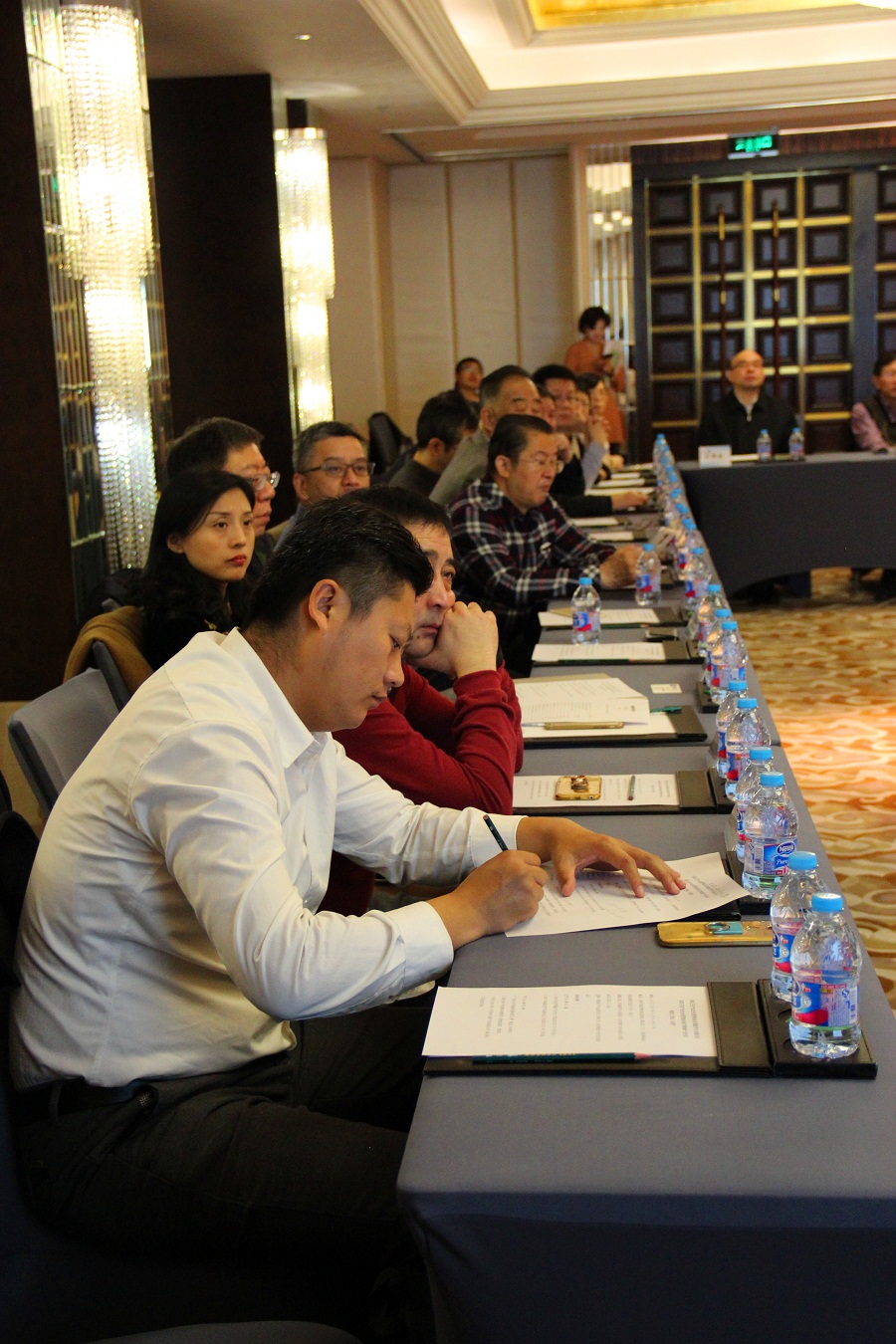 多人2_副本.jpg 多人2_副本.jpg