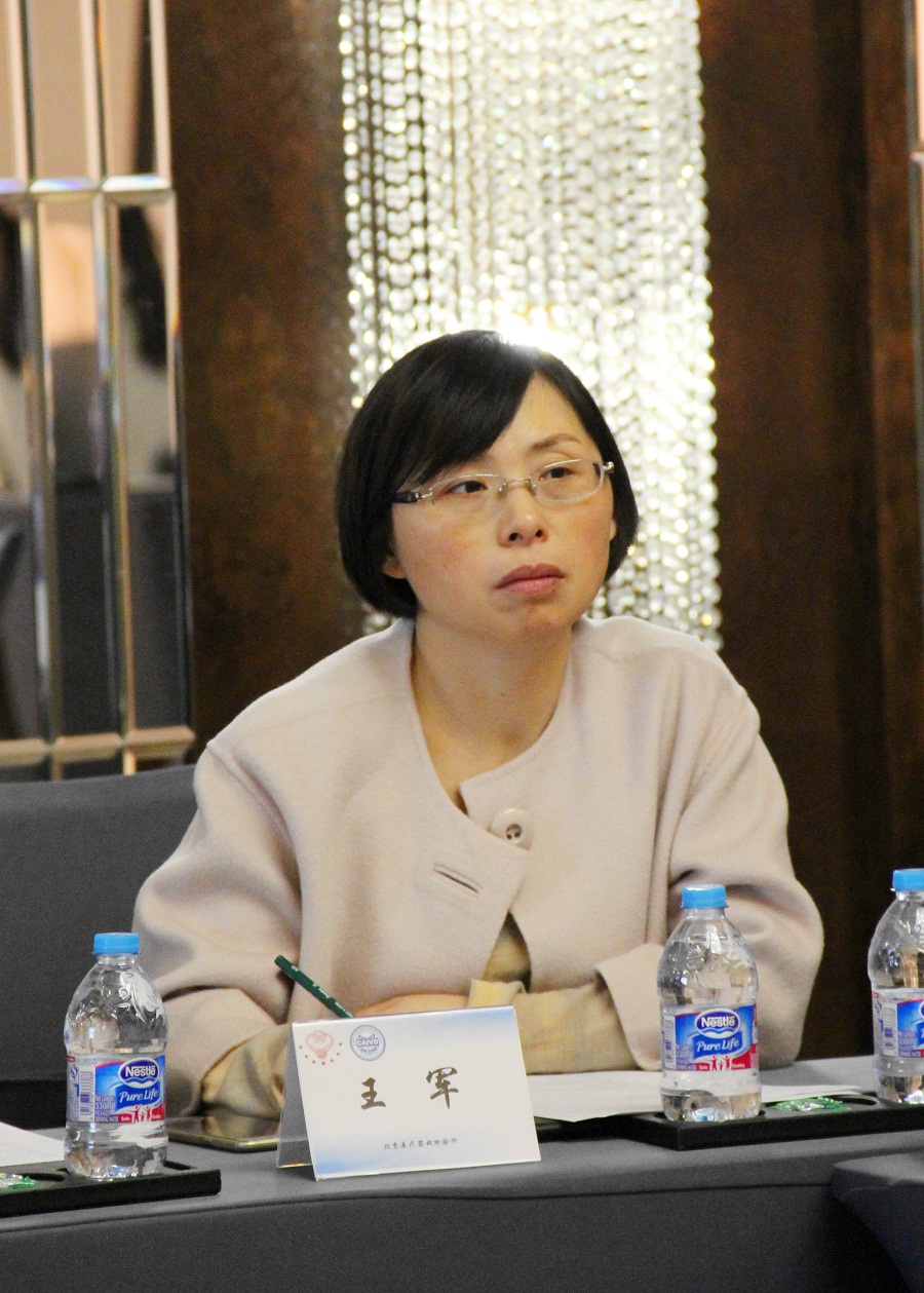 王軍.jpg 王軍.jpg