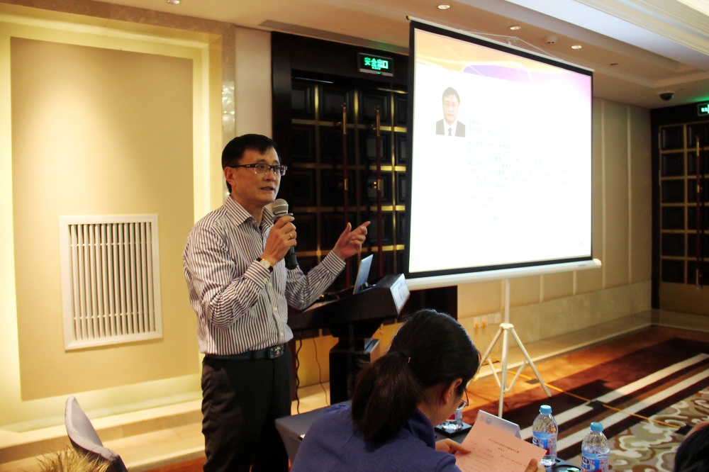 宋海波2_副本.jpg 宋海波2_副本.jpg