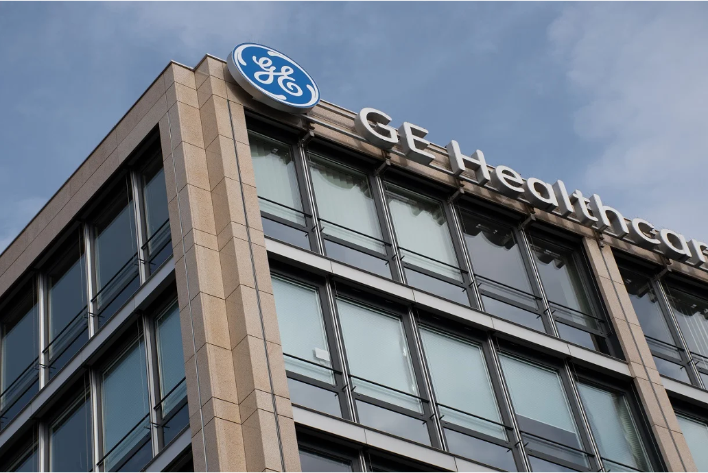 GE HealthCare raises 2023 prospects and targets Alzheimer��s care