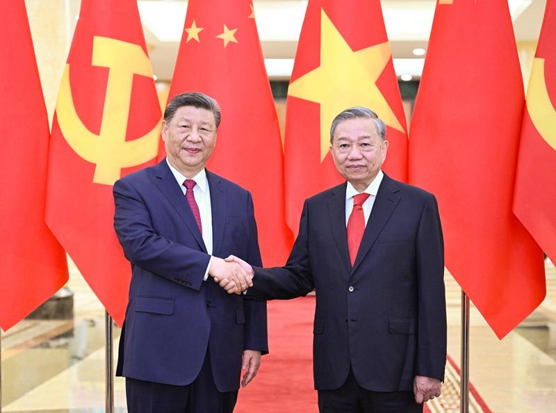Xi arrives in Hanoi for state visit to Vietnam